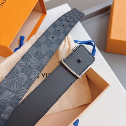 Louis Vuitton Damier Graphite Initiales 40MM Reversible Belt M0213