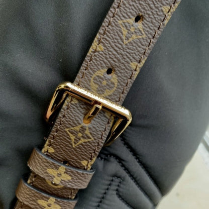 Louis Vuitton Maxi Bumbag Black