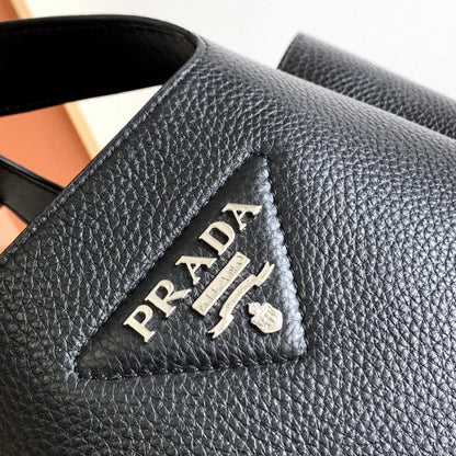 Prada Leather Tote Bag Black 1BG335